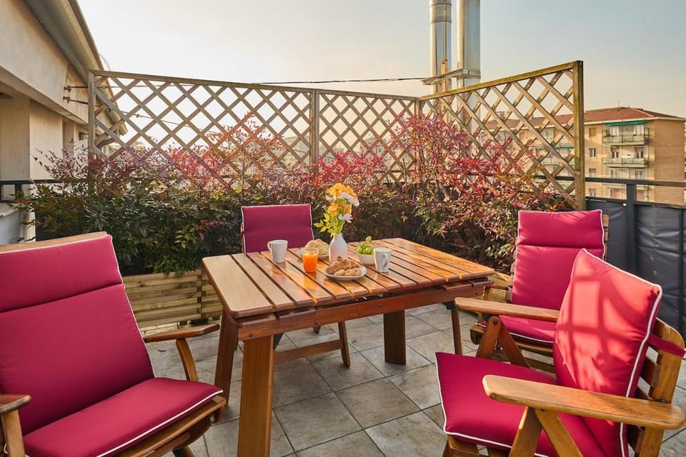 Balcony/Terrace, Dining area