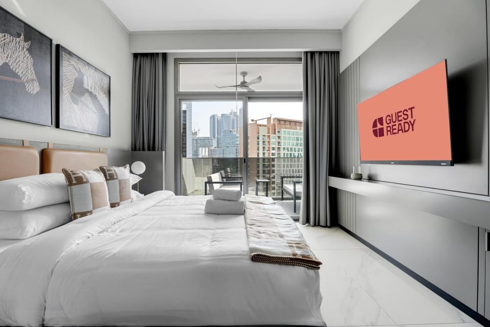 GuestReady - Prime Location | Studio Canal View Apartment in Dubai