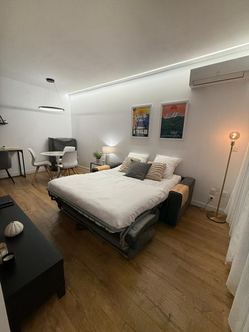 Studio clim & terrasse - free parking - 100m de la mer Apartment in La Grande-Motte