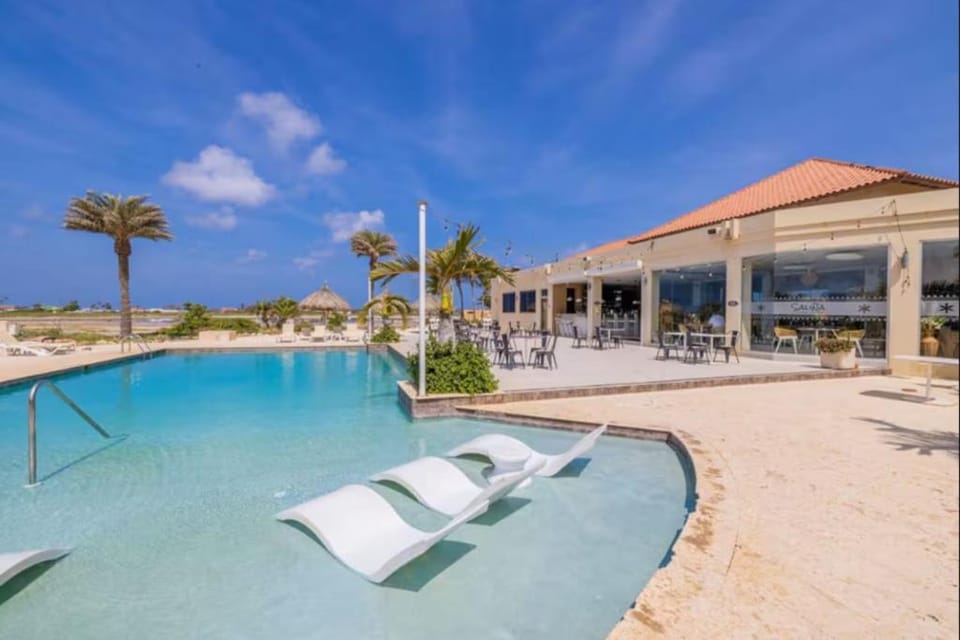 Near HotelBeaches 3Beds6Guests House in Noord