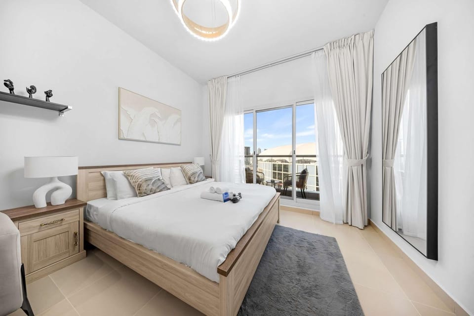 Free housekeeping visits during your stay - StayShort - Chic Studio Apartment in Sports City - Sleeps 2 Apartment in Dubai