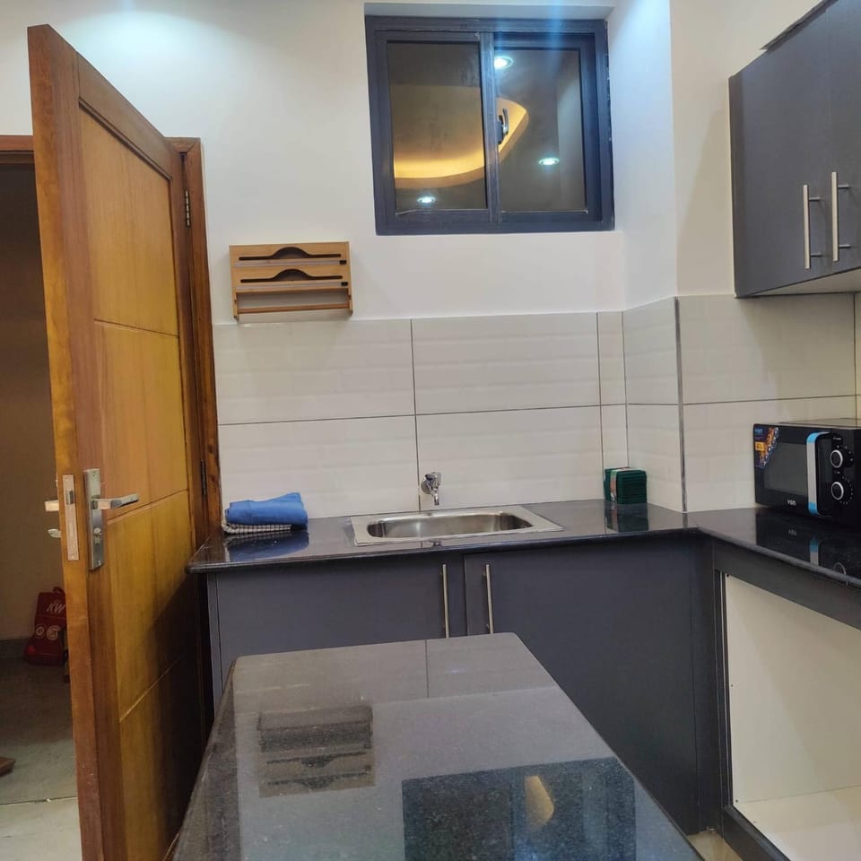 microwave, oven