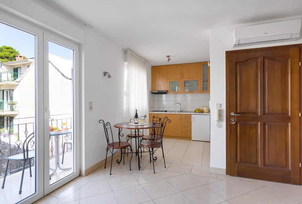 Villa Galatea Apartment in Baška Voda