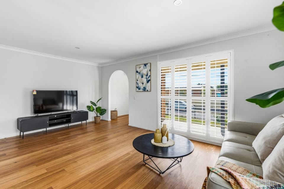 Daisy Hill Family Residence Near Schools Villa in Brisbane