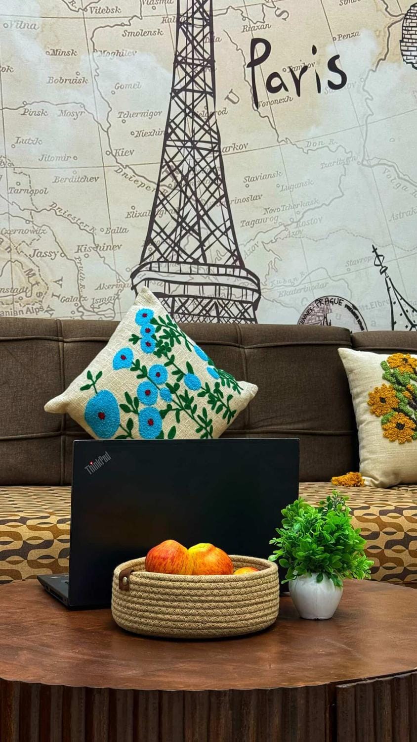 Romantic Mountain Room for Couples, Work Friendly Vacation rental in Dehradun