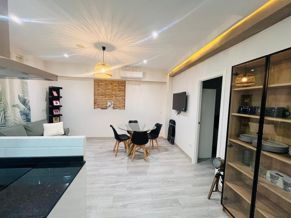 Apartamento completo cerca del centro, playa a 5 min Apartment in Valencia