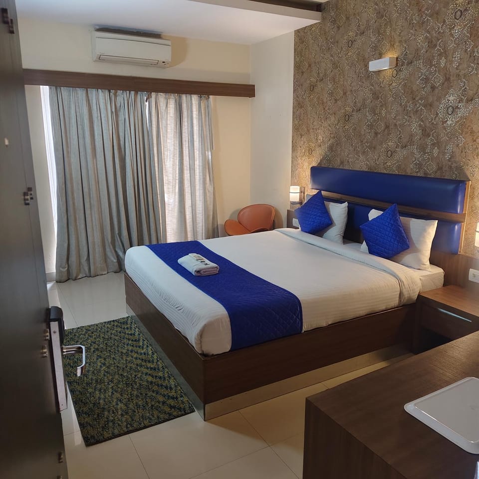 Hotel Fusion Suites Electronic City Hotel in Bengaluru