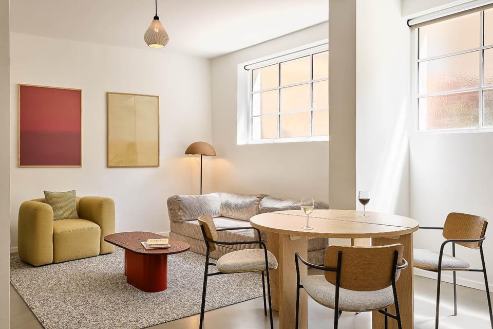 Living room, Dining area