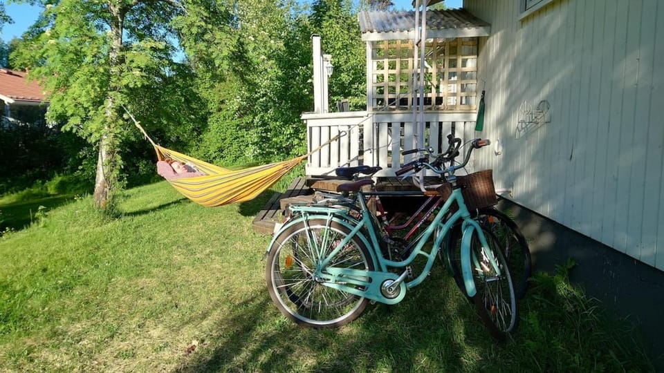 Cozy Summerhouse by the River with free BIKES and ping pong House in Rovaniemi