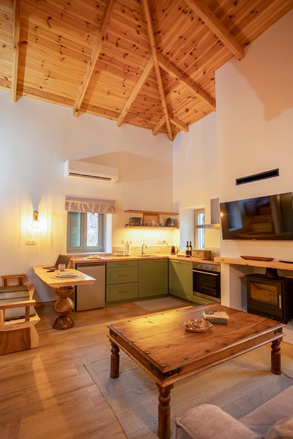 Pavliani Aesthesis by Raise Apartment in Peloponnese, Western Greece and the Ionian