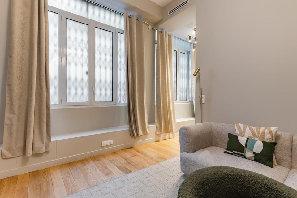 Chic 3-room air-conditioned apartment in the heart of Sentier Apartment in Paris