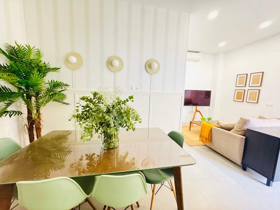 Torre New Stylish Studio 2 min Walk to Beach Apartment in Torre del Mar