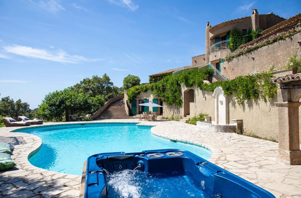 Villa le repaire Villa in Gassin
