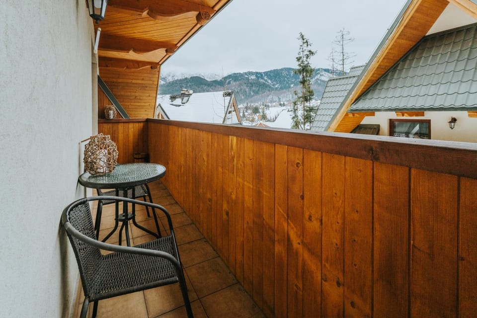 Day, Balcony/Terrace, Mountain view