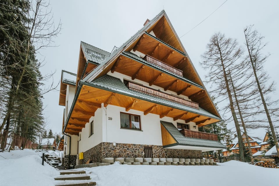 Property building, Winter