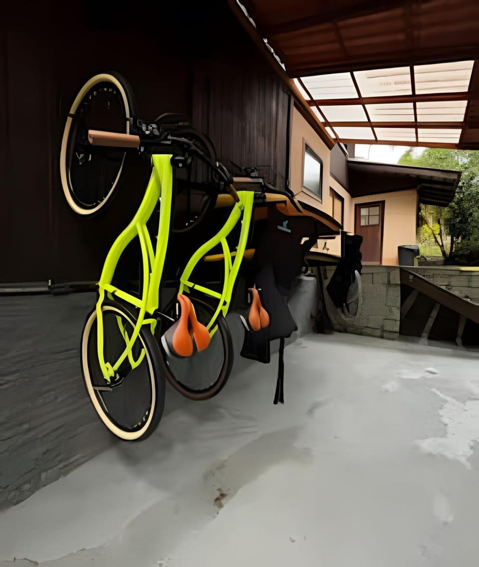 Balcony/Terrace, Cycling