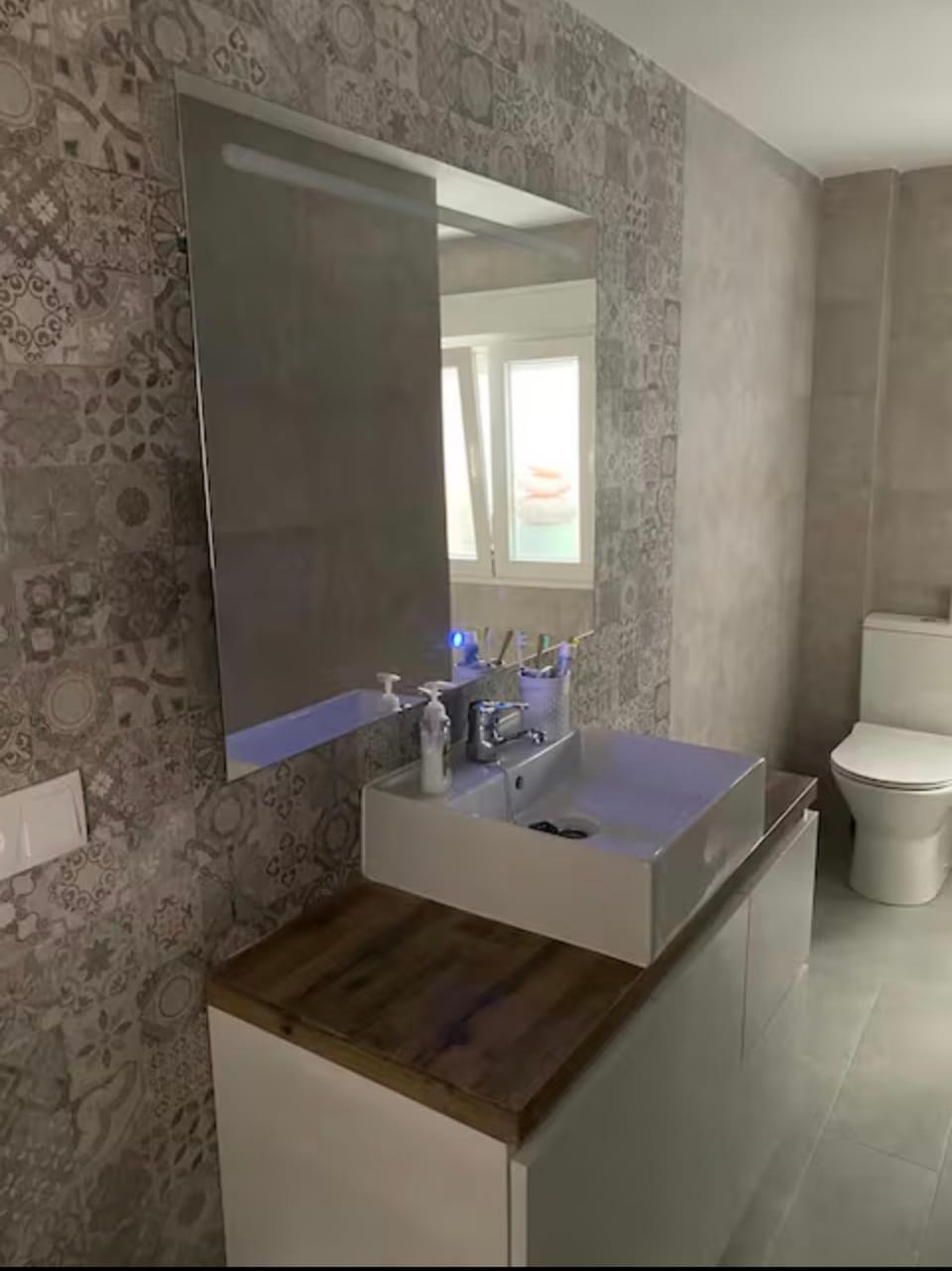 Apartamento céntrico junto a la estación A Apartment in Alicante