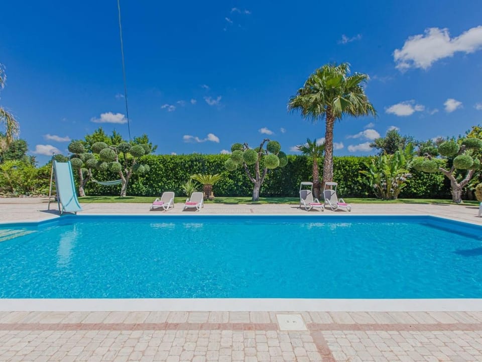 Holiday Home Poggio Trullo mit Pool by Interhome House in Province of Taranto