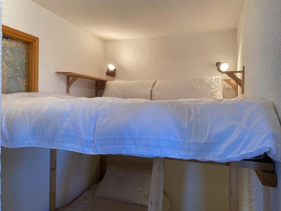 Comfortable 2 bedroom apartment in Gryon Apartment in Ollon