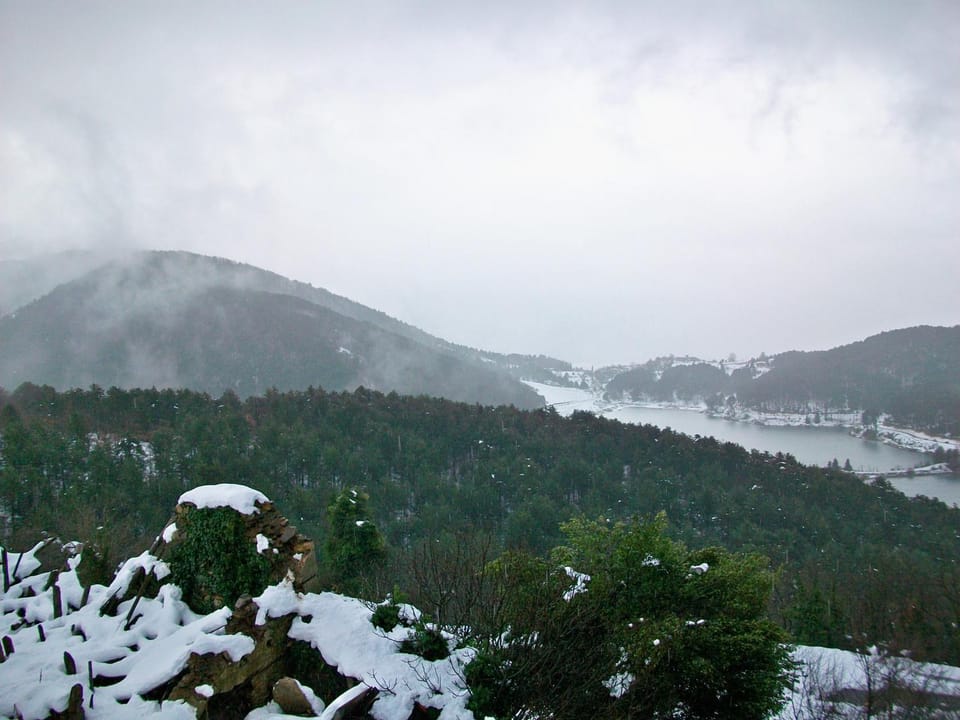 Nearby landmark, Natural landscape, Winter