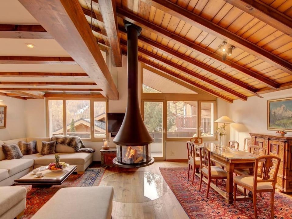 Apartment Penthouse Zen - Matterhornblick- 2 Min- vom Lift entfernt by Interhome Apartment in Zermatt
