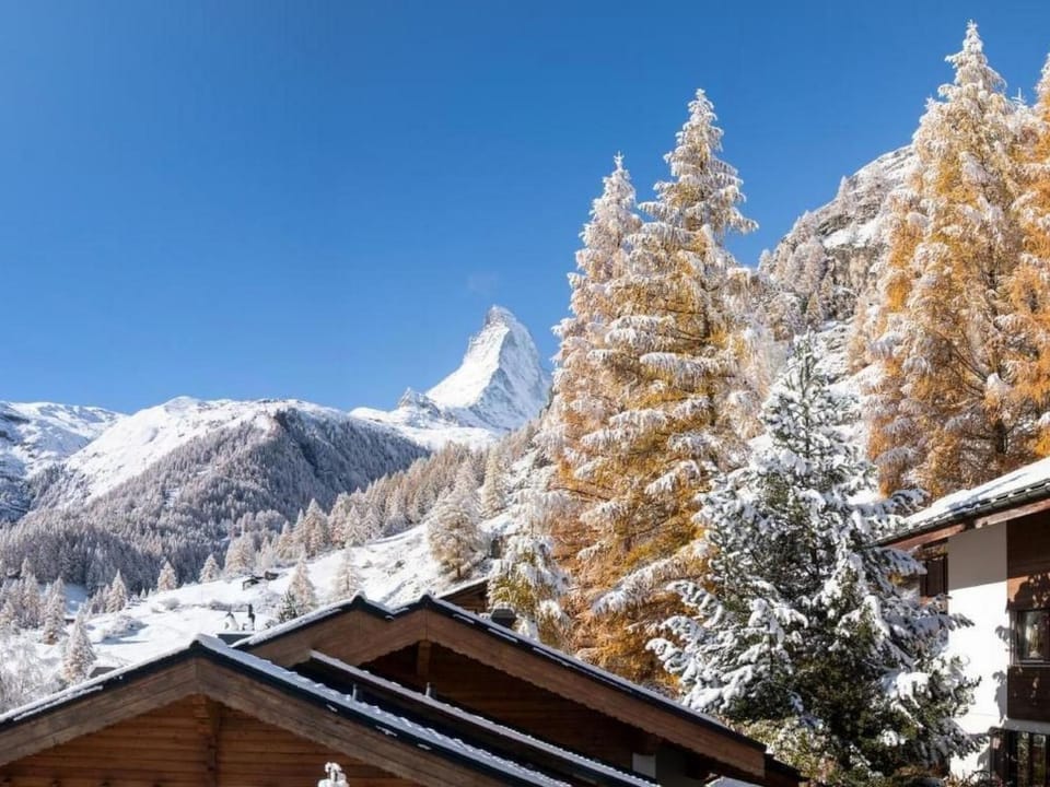 Apartment Penthouse Zen - Matterhornblick- 2 Min- vom Lift entfernt by Interhome Apartment in Zermatt
