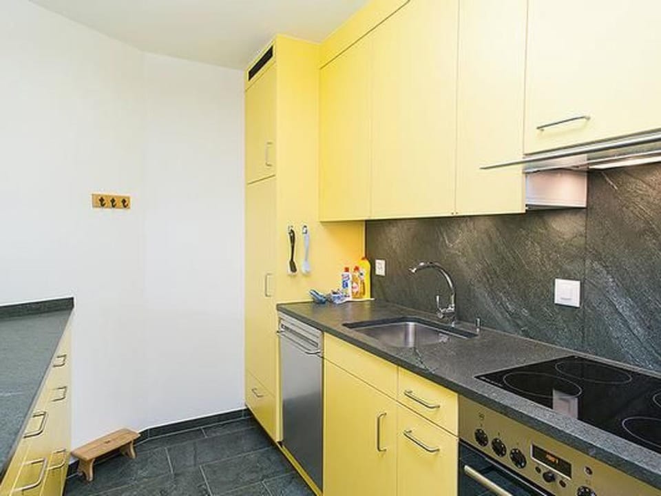 Apartment Arnica 5 by Interhome Apartment in Samedan