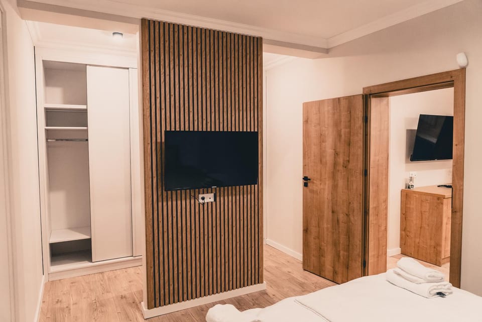 TV and multimedia, Bedroom