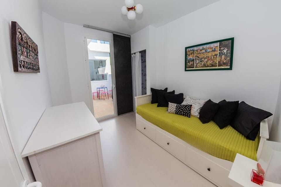 La Buganvilla, bright and spacious apartment in the city centre Apartment in Chipiona