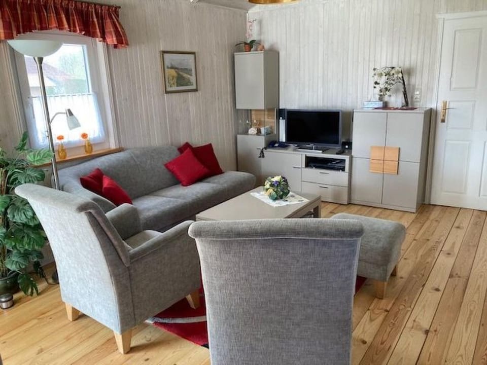 Holiday Home Kathi by Interhome House in Otterndorf