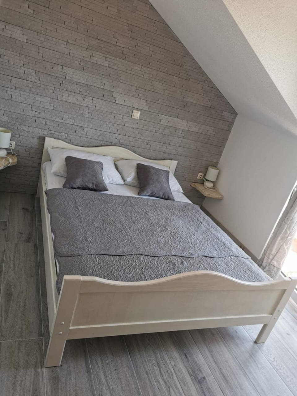 Apartments Marina Apartment in Okrug Gornji