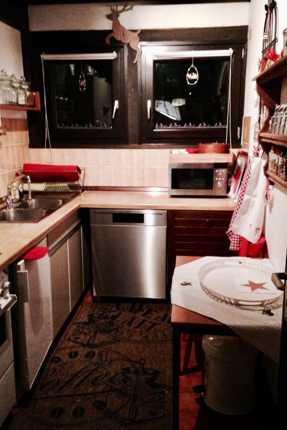 Kitchen or kitchenette