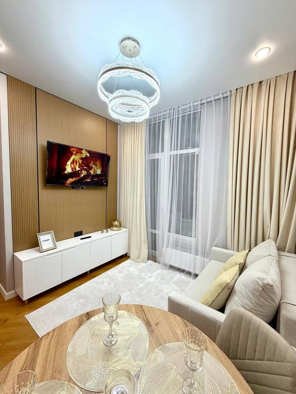 TV and multimedia, Seating area
