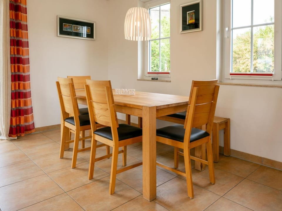 Holiday Home Urlaub mit Hund im Reethaus Muschel by Interhome House in Mecklenburg-Vorpommern, Germany