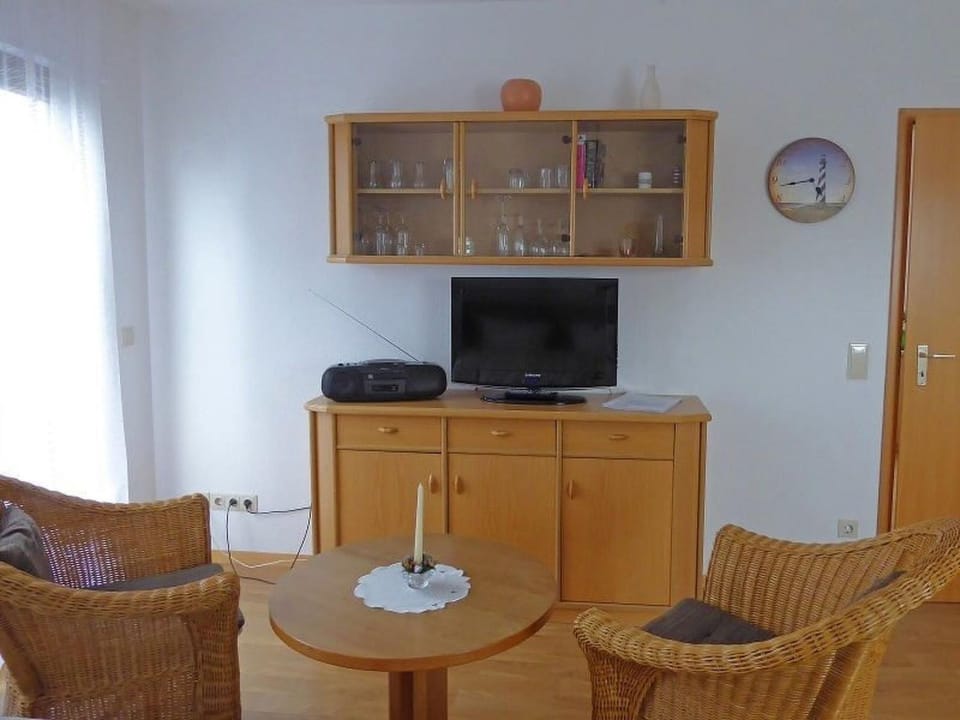 Apartment Strandnahe Ferienwohnung in Glowe auf Rügen by Interhome Apartment in Glowe