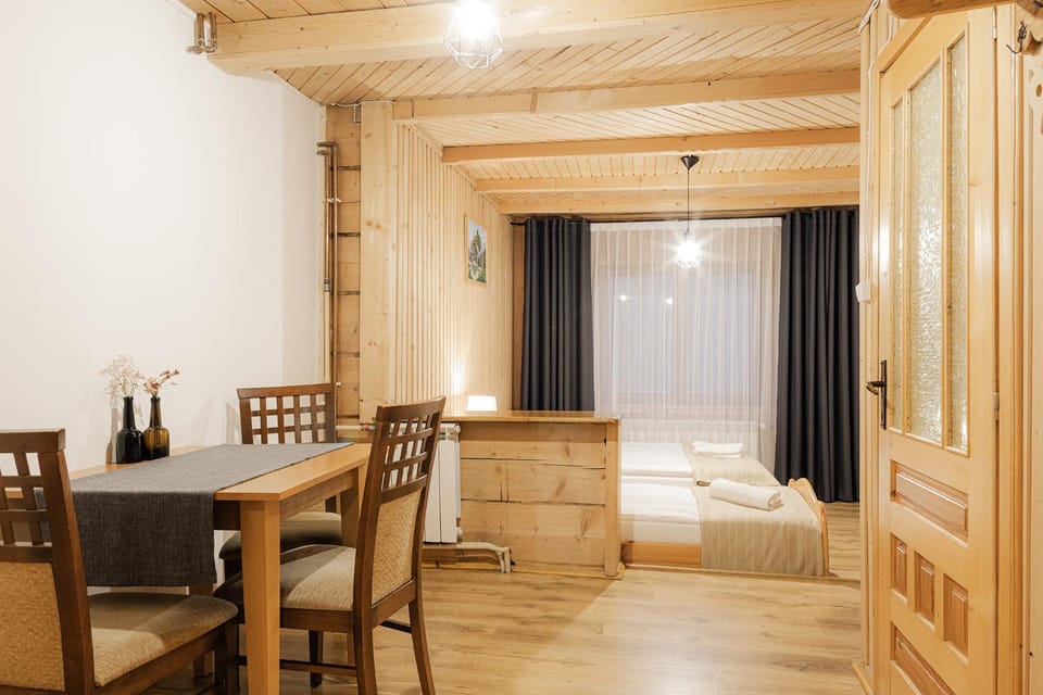 Photo of the whole room, Seating area, Dining area