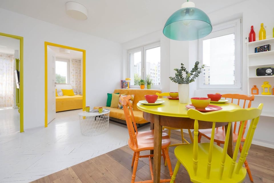 Kitchen or kitchenette, Living room, Seating area