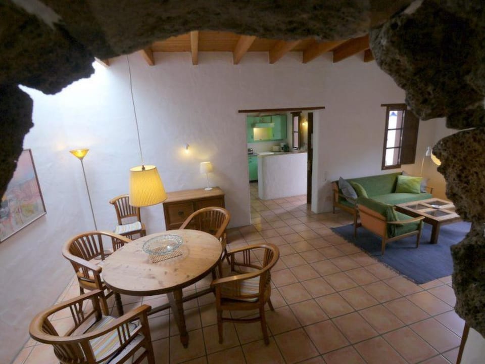 Holiday Home Casa Cueva by Interhome House in Isla de Lanzarote