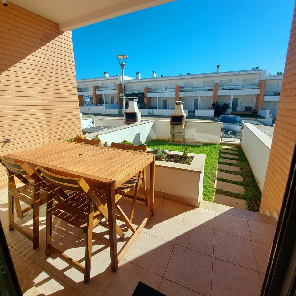 Garden, Balcony/Terrace