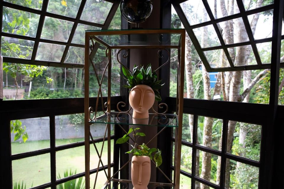 Decorative detail