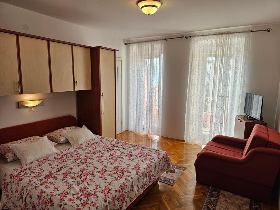 Apartment Studio-Wohnung in Novi Vinodolski by Interhome Apartment in Novi Vinodolski