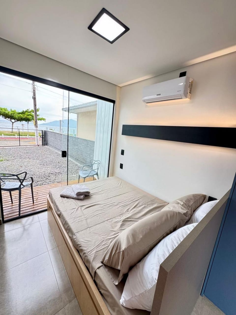 Pé na Areia Palhoça- Casa Azul House in State of Santa Catarina