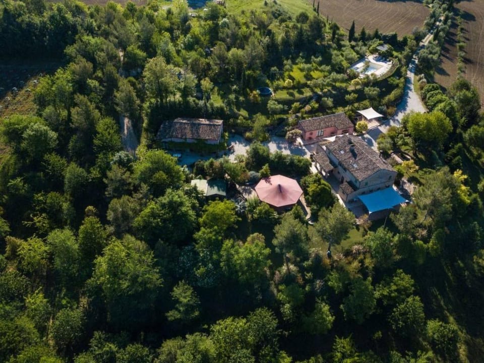 Holiday Home Villa mit Pool für 29 Personen ca- 800 m2 by Interhome House in Marche