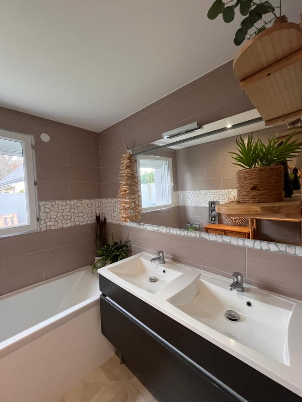 Bathroom, Bath