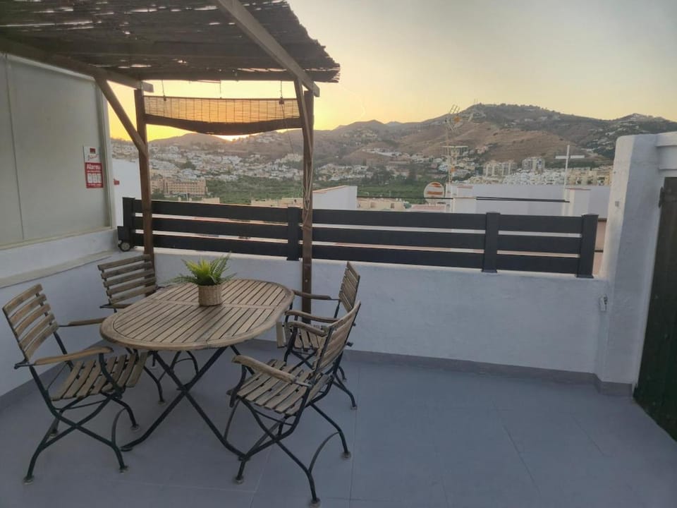 Natural landscape, View (from property/room), Balcony/Terrace, Mountain view