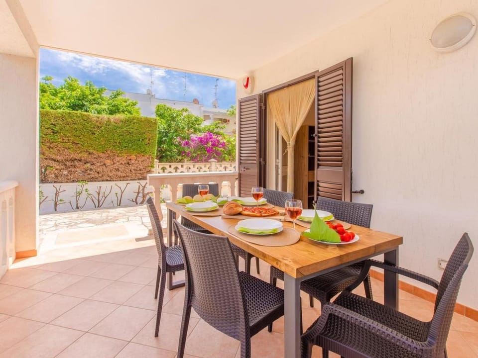 Holiday Home Villa Orchidea am Meer in Apulien by Interhome House in Province of Taranto