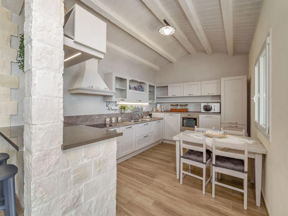 Apartment Appartement in Donnalucata mit Möblierter Terrasse und Meerblick by Interhome Apartment in Donnalucata