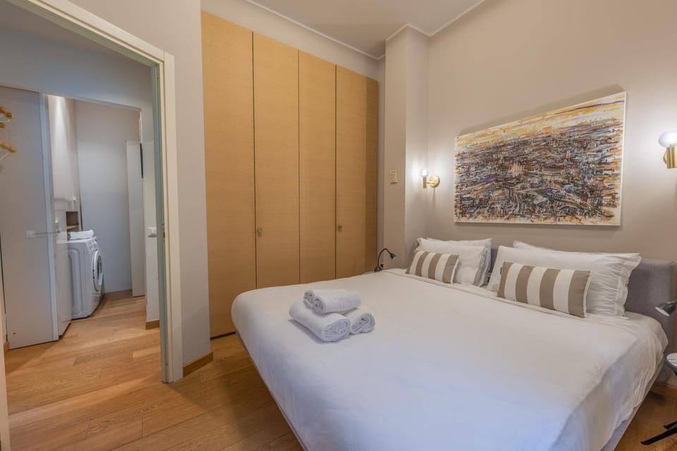 Bed, Photo of the whole room, Bedroom, towels, wardrobe