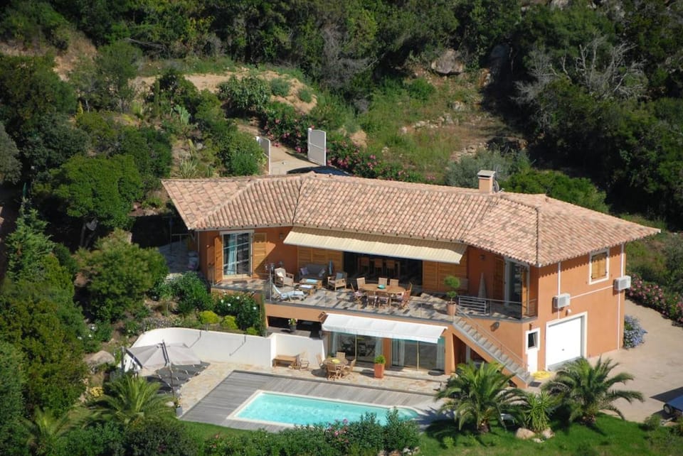 Villa Pierretti - Vue mer Panoramique Villa in Coti-Chiavari