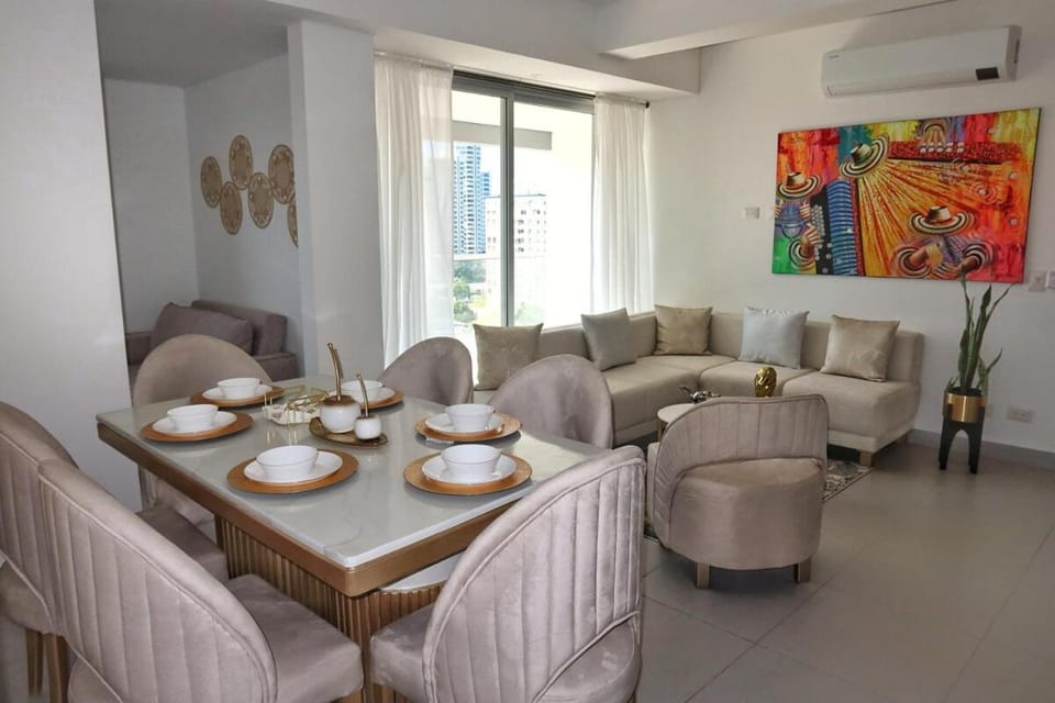 Rodadero Ocean View Luxury Apt with Rooftop Pool Apartment in Gaira